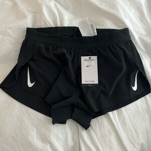 NWT Nike Pleated Running Shorts, Black, Size M